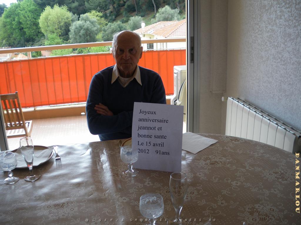 anniversaire 91 ans perez jean ancien goal du calo a oran (2).JPG